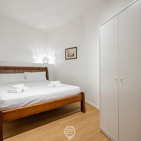 Estay - Elephants Tower Lägenhet